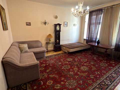 квартира за адресою Гетьмана Петра Дорошенка вул. (Жовтнева), 33