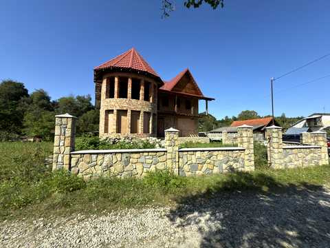 дом по адресу погрібнич, 10