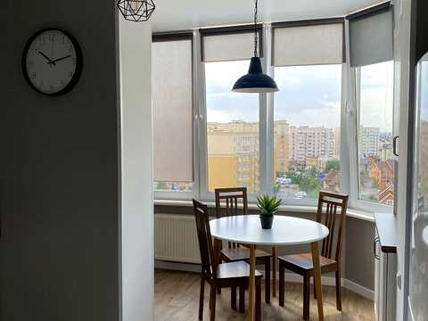 квартира по адресу Братская ул., 12