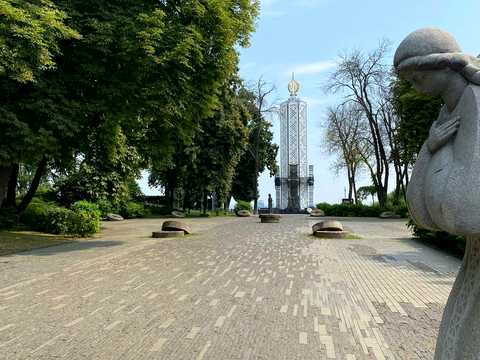 квартира за адресою Івана Мазепи вул. (Січневого Повстання), 8