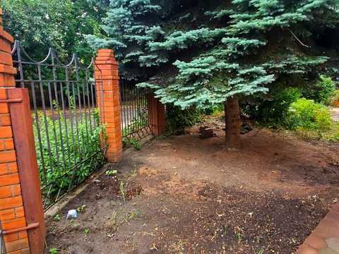 будинок за адресою Миру