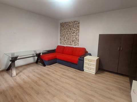 будинок за адресою Михайла Комарова вул., 17