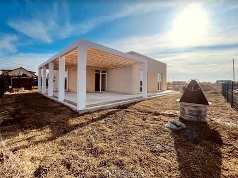 будинок за адресою карєрна