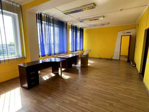 комерційна за адресою Зелена вул., 131