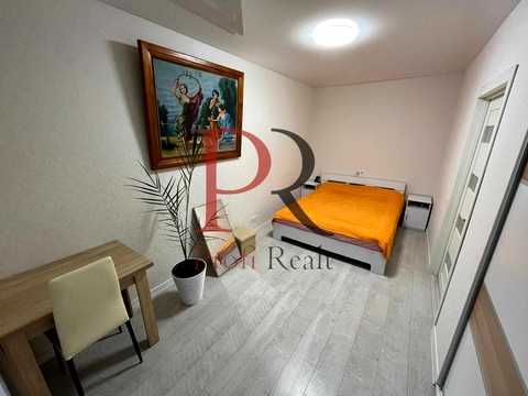 квартира за адресою Соборна вул., 126/18
