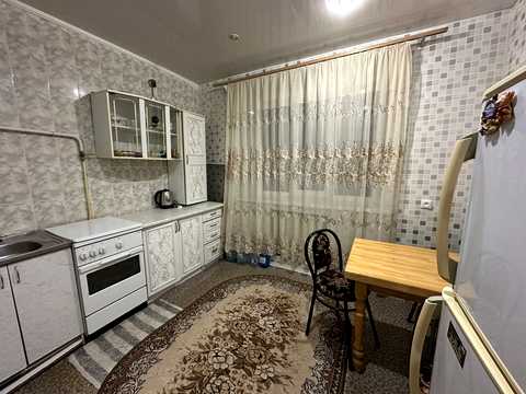 квартира за адресою Соборна вул. (Радянська), 13