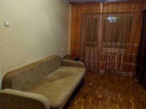 квартира за адресою Привокзальна вул., 8/1