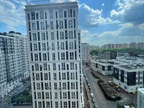квартира за адресою Михайла Максимовича вул. (Онуфрія Трутенка), 28-Е