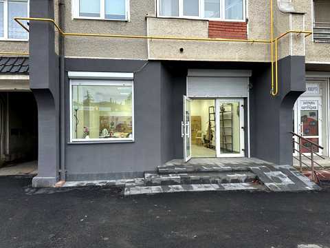 комерційна за адресою Джохара Дудаєва вул., 1