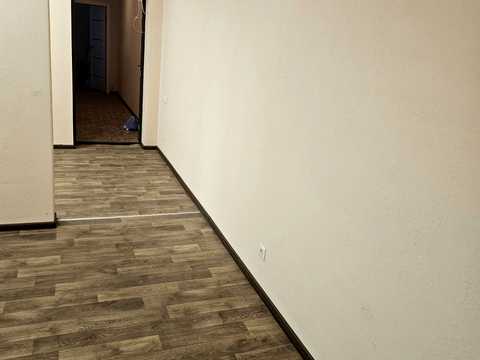 комерційна за адресою Городня вул., 7