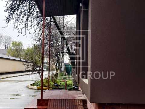коммерческая по адресу Мира ул., 16