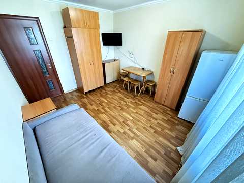 кімната за адресою Голосіївський просп. (40-річчя Жовтня), 17-Б