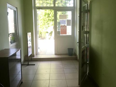 комерційна за адресою Андрея Шептицького вул., 5