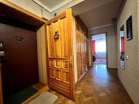 квартира за адресою Митрополита Андрея Шептицького вул. (Анатолія Луначарського), 3-А