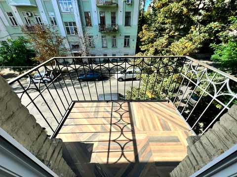 квартира за адресою Івана Драча вул. (Некрасівська), 3
