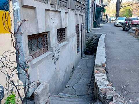 коммерческая по адресу Юрия Олеши ул. (Юрія Олеші), 11