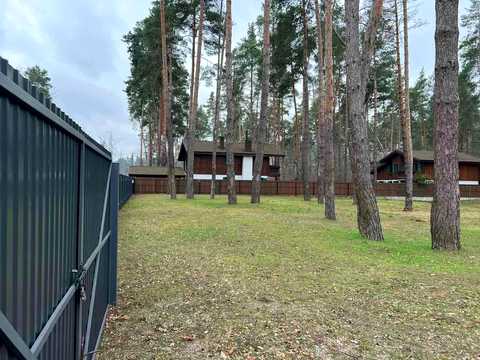 участок по адресу Сосновий Бір ул.