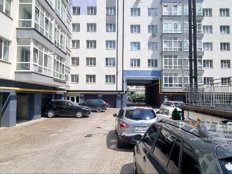 паркомісце за адресою Височана вул., 18