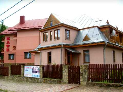 комерційна за адресою Незалежності, 14