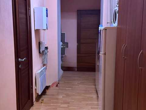 комерційна за адресою Володимира Моссаковського вул. (Клари Цеткін), 1