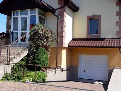 дом по адресу Лісова