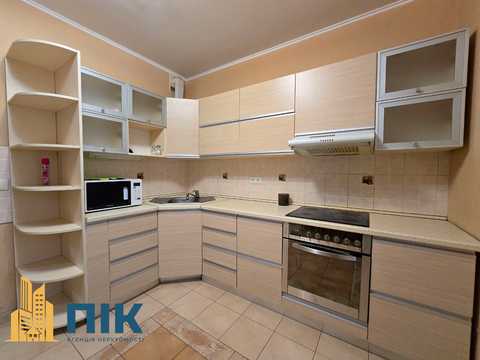 квартира по адресу Драгоманова ул., 1-Г