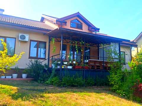 будинок за адресою Фізкультурна вул.