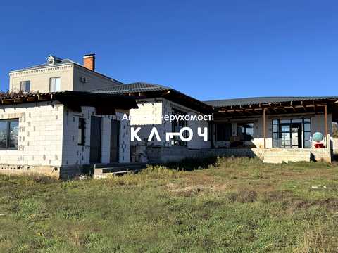 будинок за адресою Українська, 84