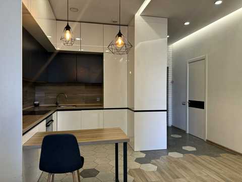 квартира за адресою Джона Маккейна вул. (Івана Кудрі), 7