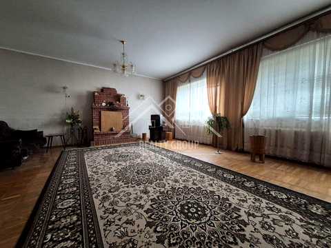 дом по адресу Родини Харченків, 70