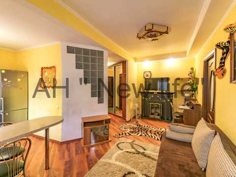 квартира за адресою Петропавлівська вул., 70
