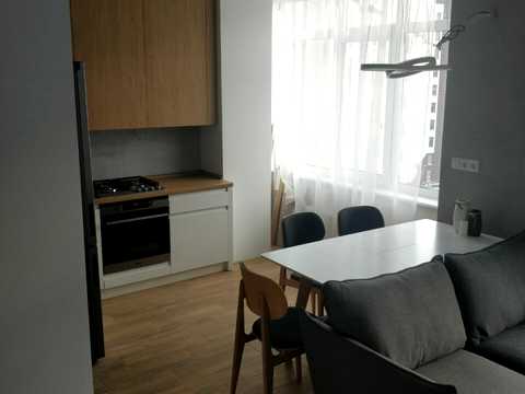 квартира за адресою Садова вул., 51-В