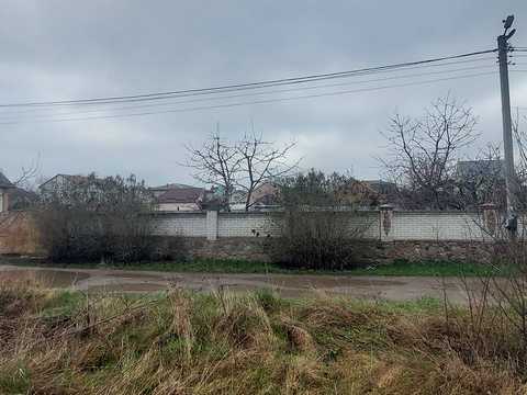 участок по адресу Хлібна