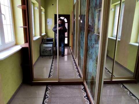 дом по адресу пгт. Брюховичи, Незалежності України ул.
