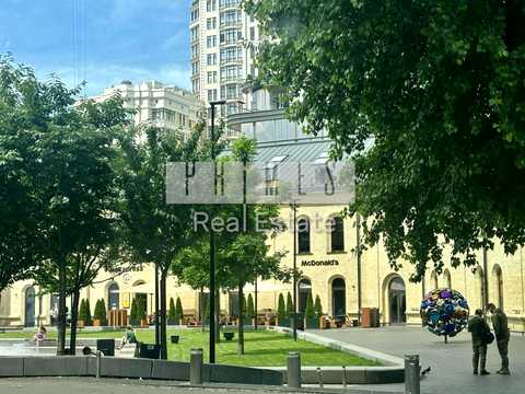 коммерческая по адресу Ивана Мазепы ул. (Січневого Повстання), 3