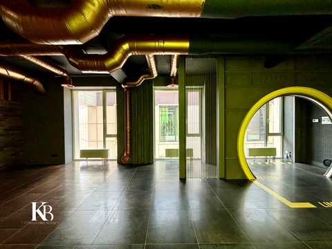 комерційна за адресою Сімферопольська вул., 2-М