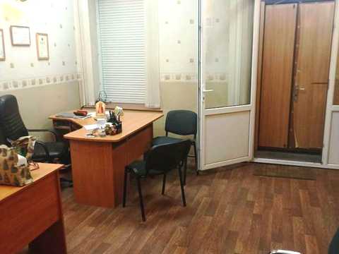 комерційна за адресою Велика Арнаутська вул., 18