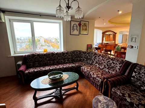 квартира за адресою Черкаси, Юрія Іллєнка вул. (Горького), 29