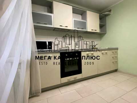 квартира за адресою Стадіонна вул., 6
