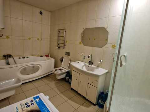 квартира по адресу Свободи ул., 19