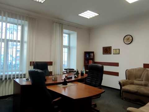 коммерческая по адресу Лютеранская ул., 12