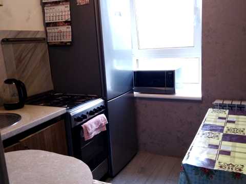 квартира по адресу Лагуновоі, 13Б