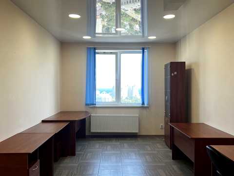 комерційна за адресою Середньофонтанська вул., 35