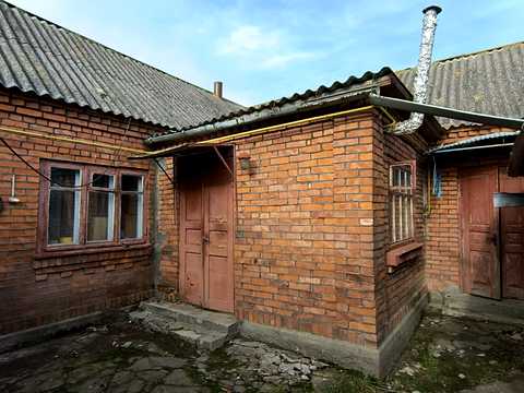 дом по адресу Центральна, 134