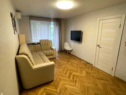 квартира по адресу Тополёвая ул., 3