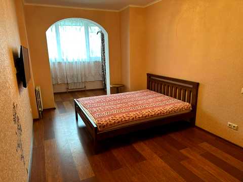 квартира за адресою Райдужний масив вул., 5