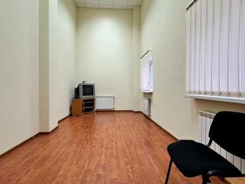 комерційна за адресою Кадетський Гай вул., 6
