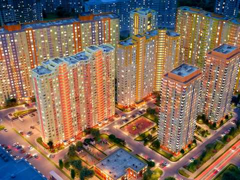 комерційна за адресою Сім'ї Кульженків вул. (Петра Дегтяренка), 35