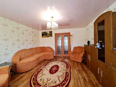 квартира за адресою Менахем-Мендл Шнеєрсона вул. (Мініна), 17