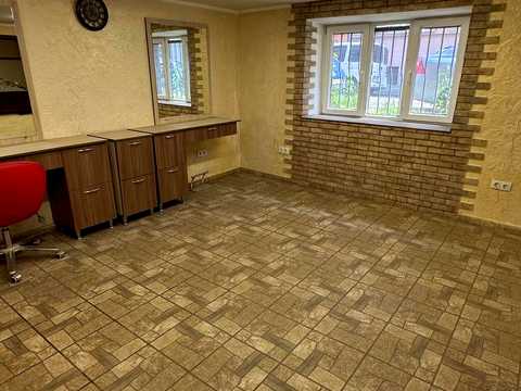 комерційна за адресою Чернівці, Олександра Богомольця вул., 7